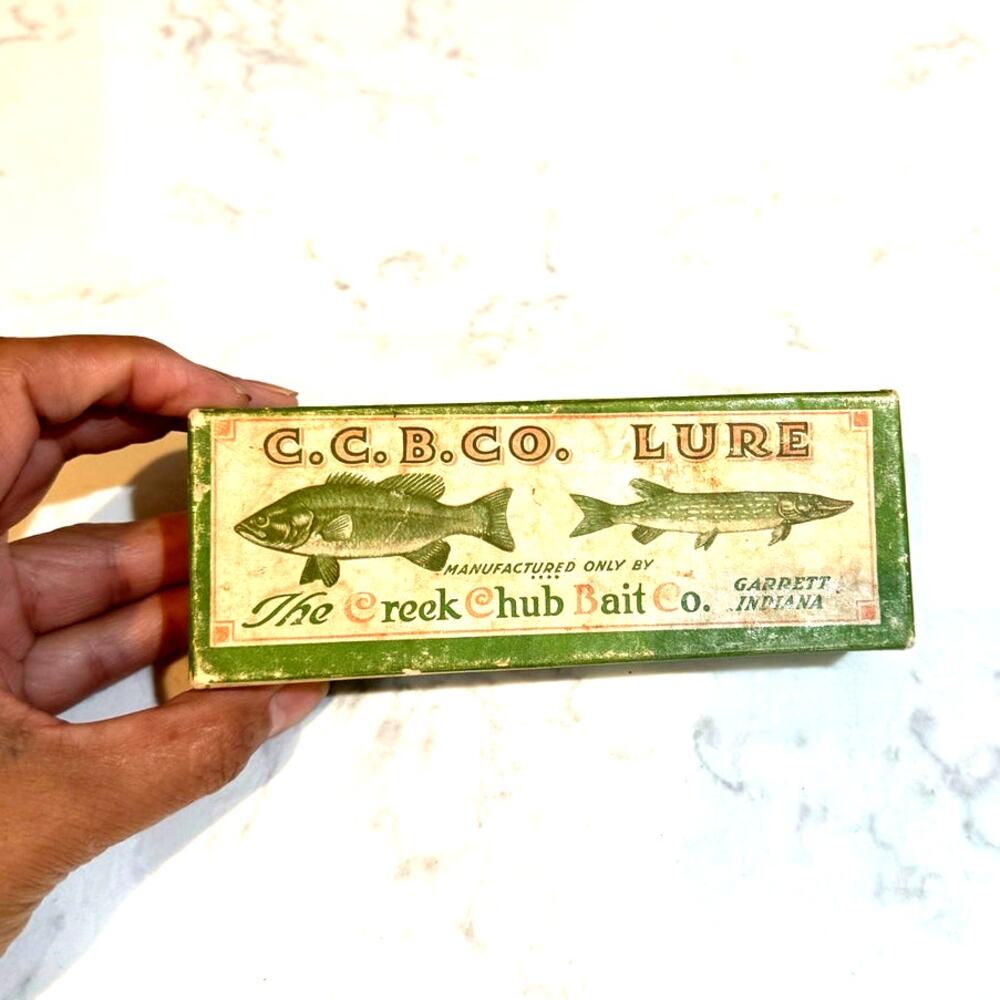 Vintage Creek Chub Injured Minnow wooden fishing lure with box 20s 30s